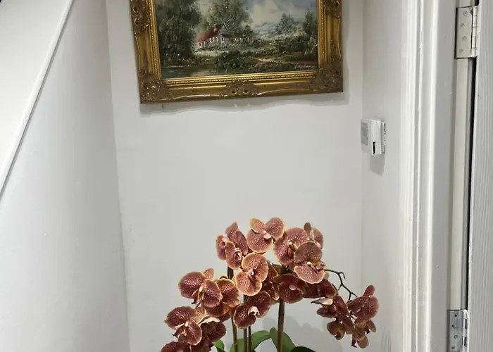 بيت خشبي Charming Retreat