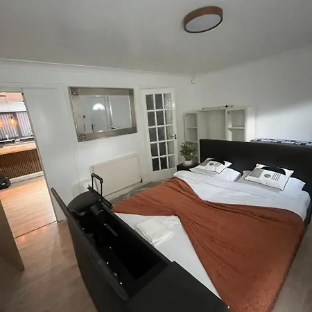 Charming Retreat Лідс