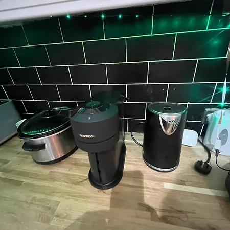 Charming Retreat * Лідс