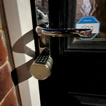 Charming Retreat Дерев'яний котедж *