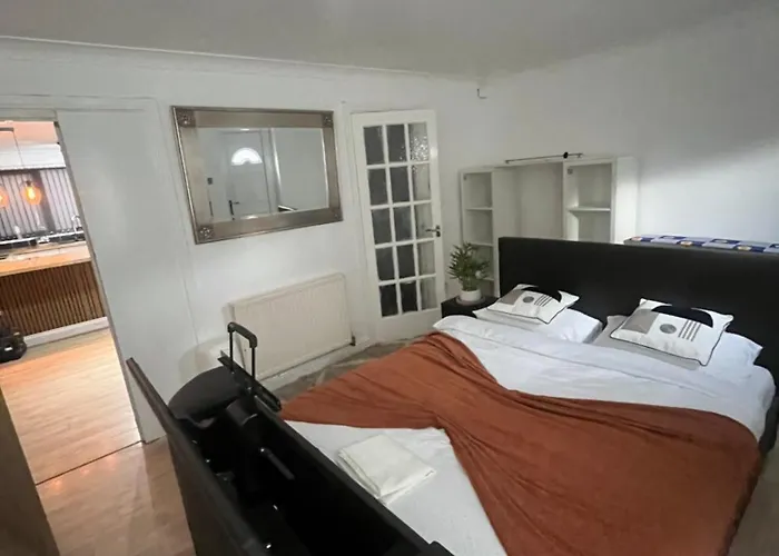 Charming Retreat Leeds